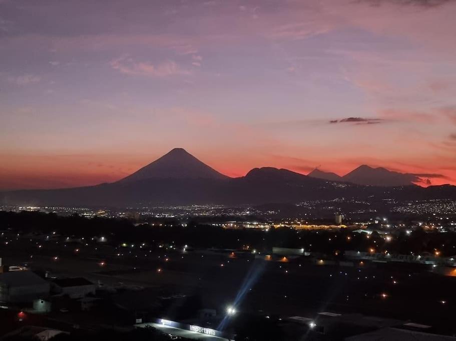 Apartamento Amazing Volcano Views In Front Of Airport Guatemala